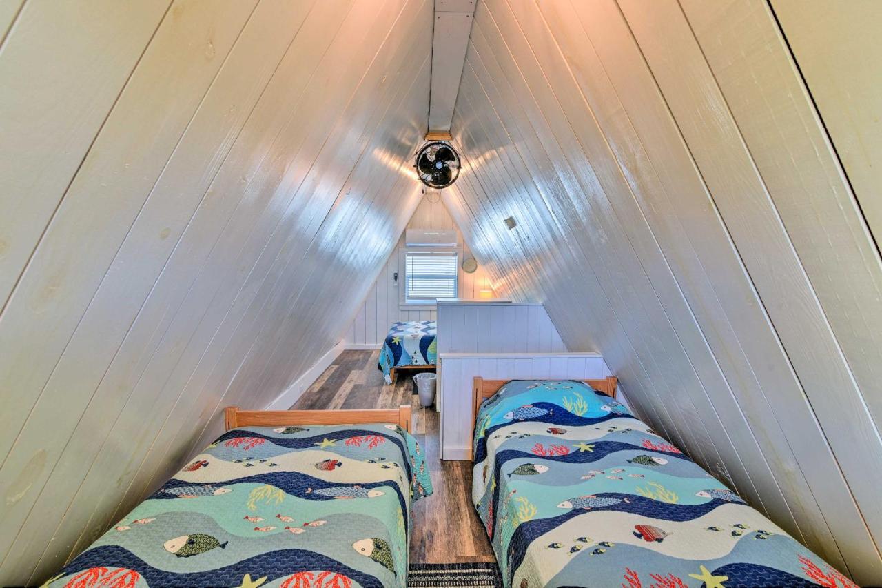 A-Frame Home With Deck - 2 Blocks To Surfside Beach! Ngoại thất bức ảnh
